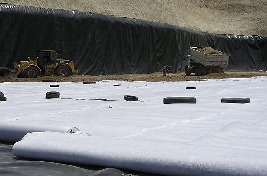 Geosynthetics Pet PP Non-Woven Textile Spunbonded Polypropylene Polyester Fabric Silt Non Woven Geotextile for Road Construction Building Construction Price